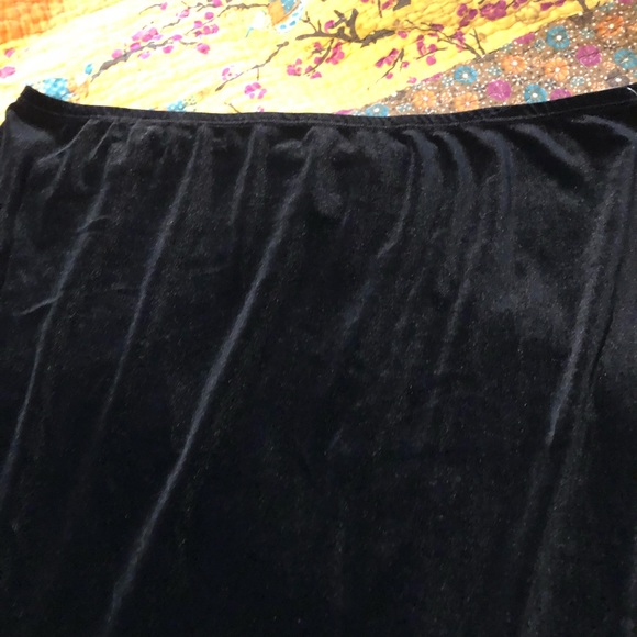 Elementz Black Velvet Skirt Sz XL - Picture 4 of 6
